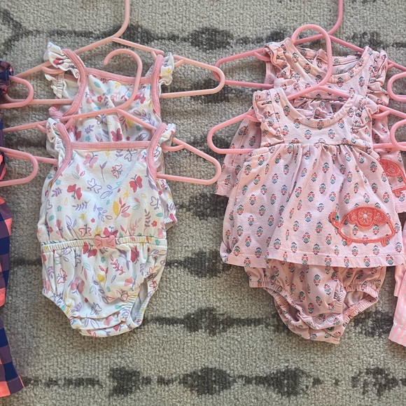 Twin girl bundle - Picture 4 of 4